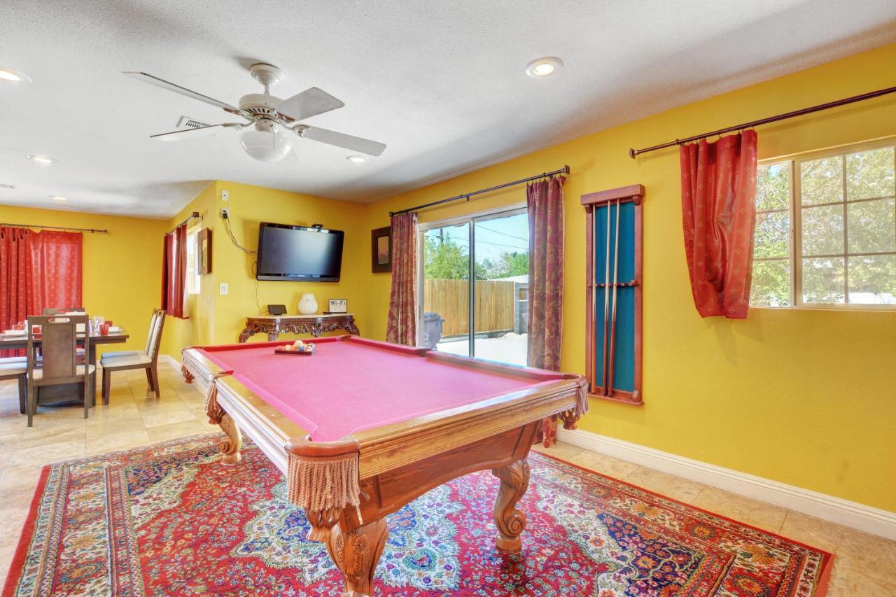 Holiday home Vegas Elegance! Pool Table & Sparkling Pool! *