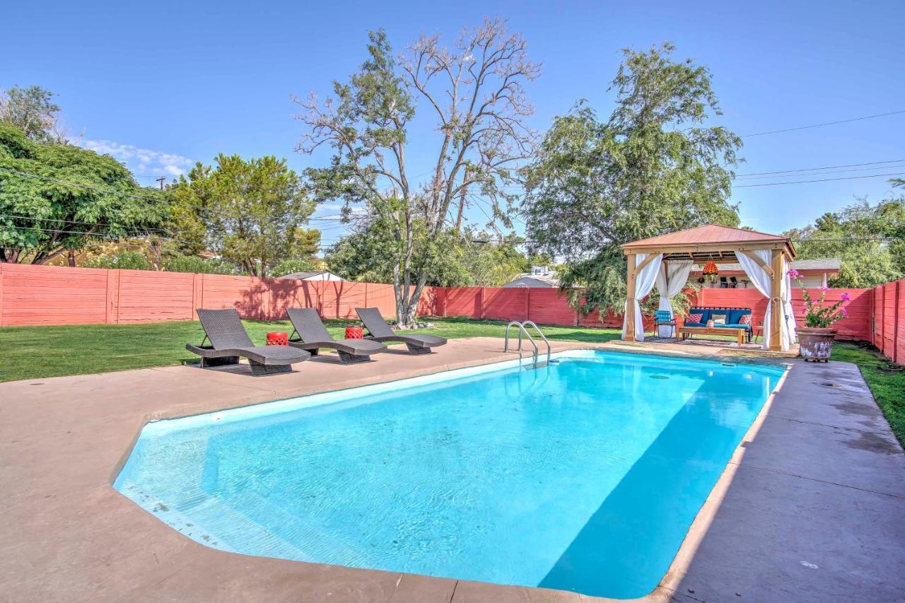 Holiday home Vintage Vegas Oasis Less Than 3 Mi To The Strip! Las Vegas