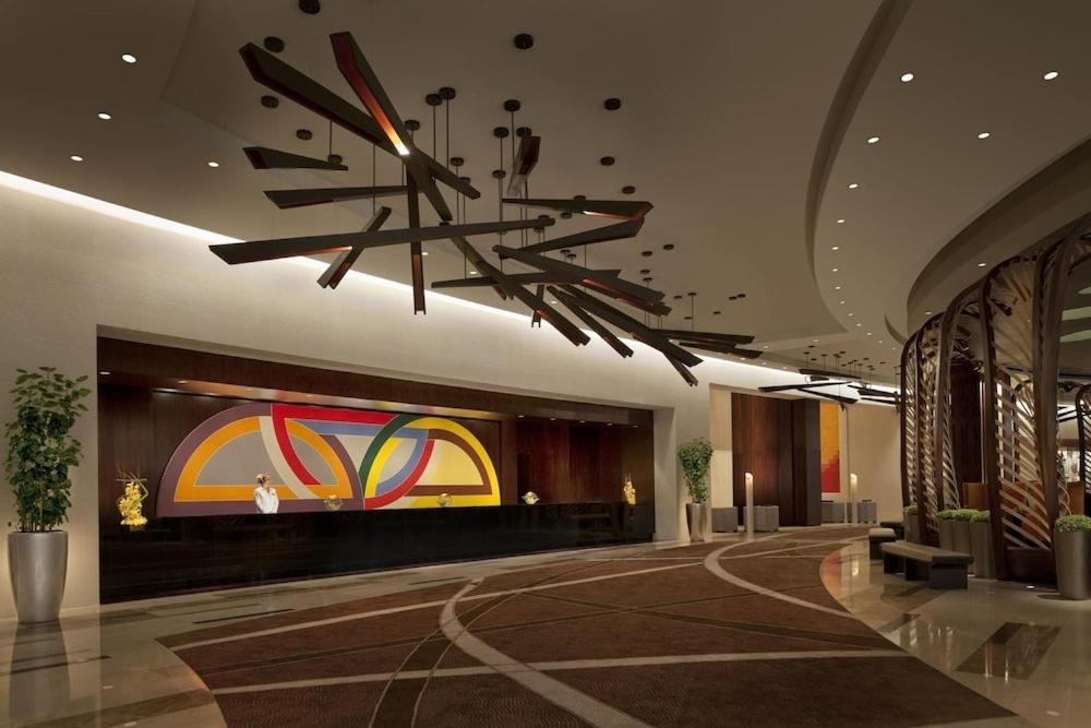 Vdara & Spa At Aria By Suiteness Las Vegas