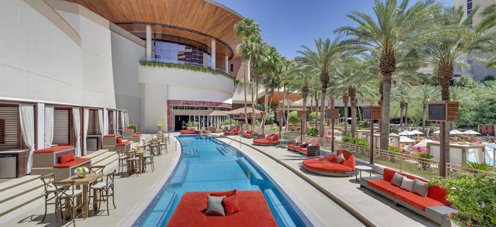 Hotel Red Rock Casino, And By Suiteness