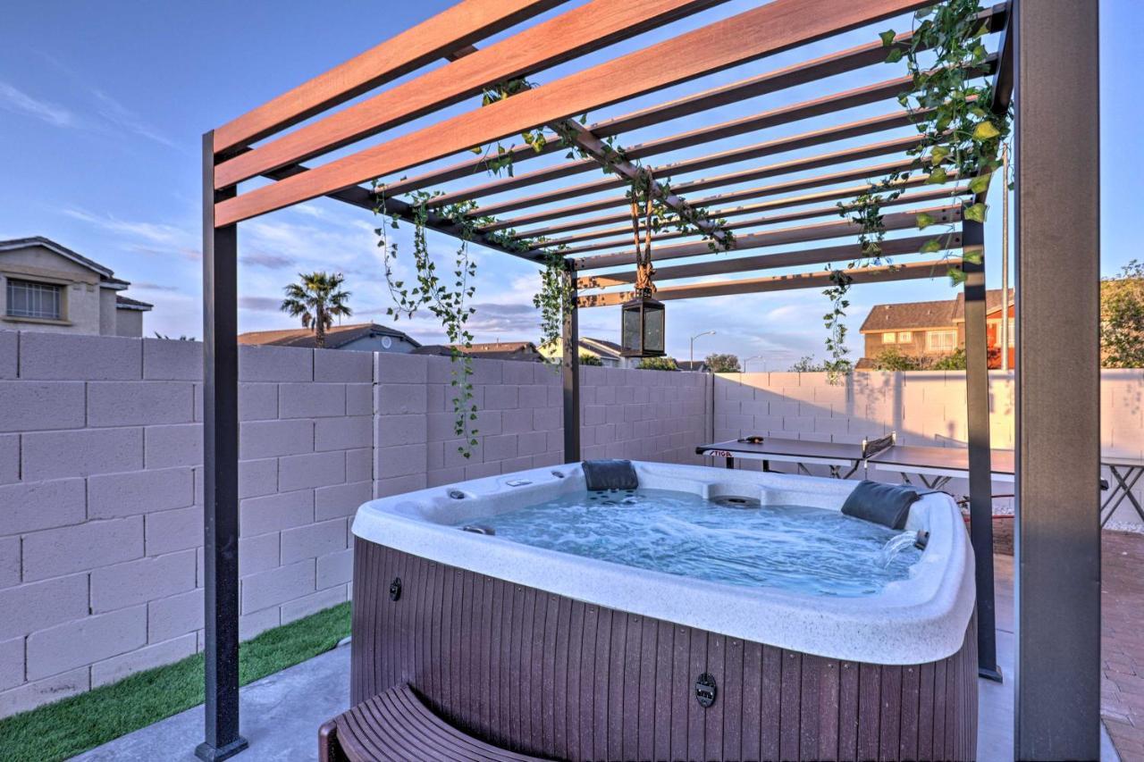 Luxurious Vegas Digs Hot Tub, Bbq, Cabana And More! Casa vacanze Las Vegas