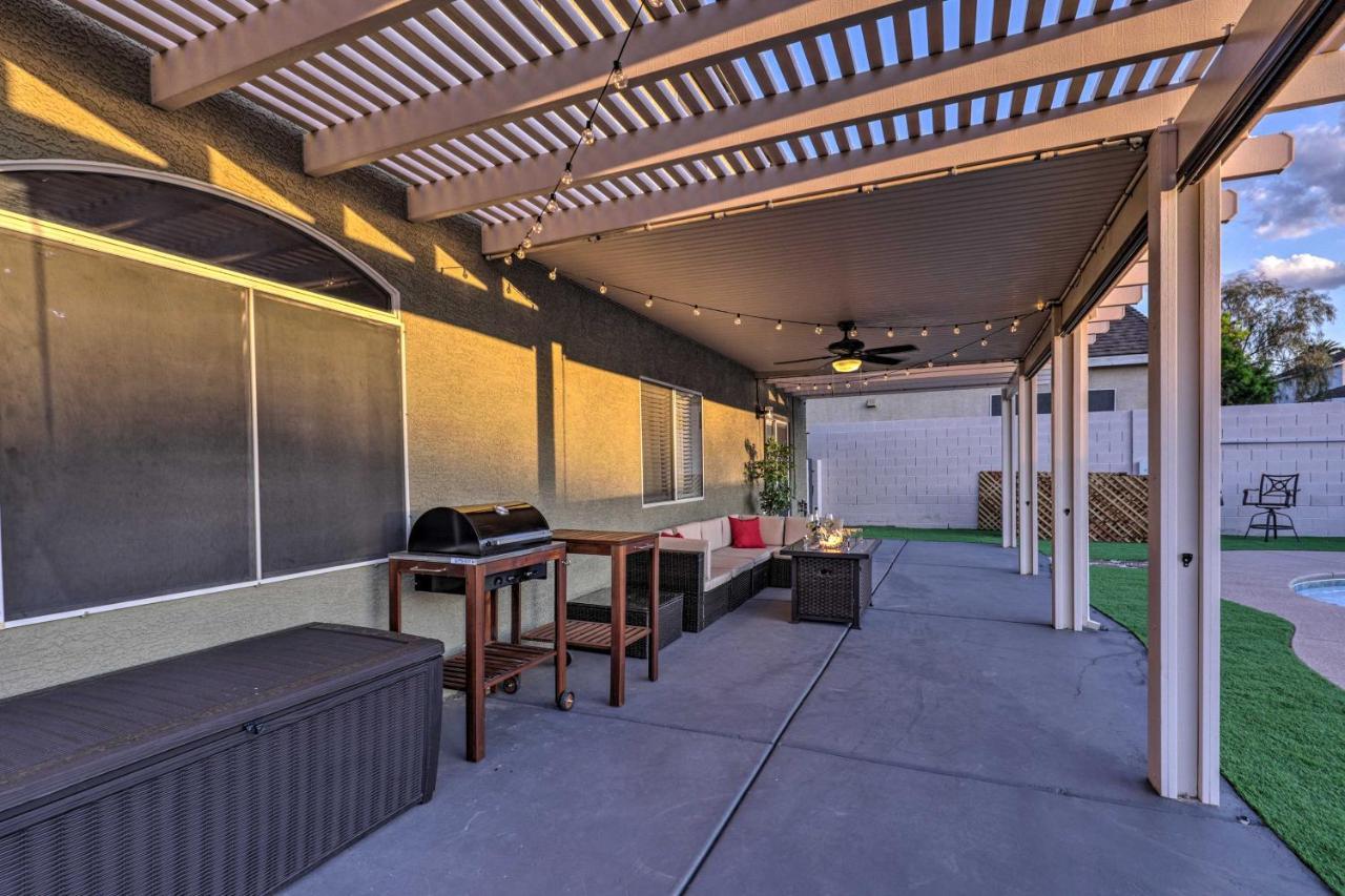 Luxurious Vegas Digs Hot Tub, Bbq, Cabana And More! Las Vegas