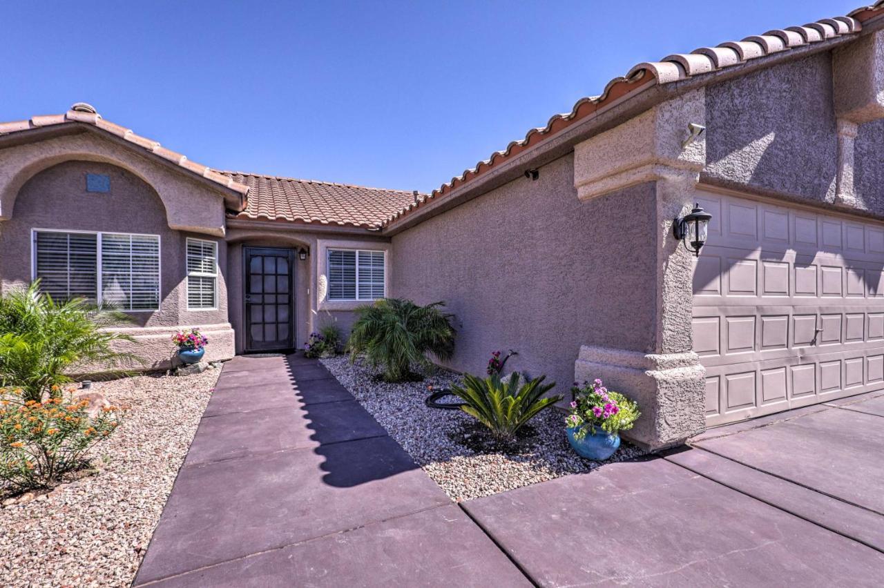 Henderson With Pool And Mountain, Strip Views! Holiday home Las Vegas