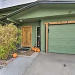 Vegas Oasis Home With Pool And Spa 7 Miles To Strip