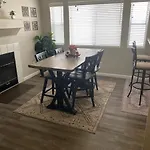 New Beautifully Remodeled Home In Las Vegas