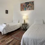 Very Cute And Comfy Apartment
