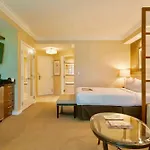 Strip View Balcony Suites - No Resort Fee !