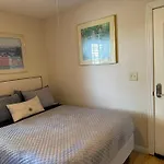 The Monet- One Bedroom With A Private Entrance - Shared Bathroom
