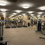 Five Star Trump Hotel No Resort And Cleaning Fees