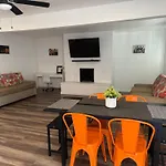 Vegas Super Central House