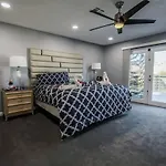 Exclusive Residence Steps From The Las Vegas Strip