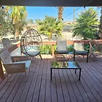 Ranch Home Sleeps 16Ppl