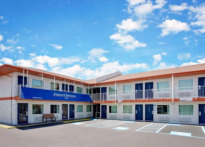 Howard Johnson By Wyndham Las Vegas Near The Strip