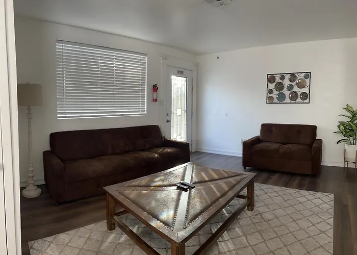 Very Cute And Comfy Apartment
