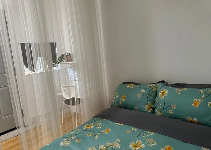 Hummingbird\'S Retreat-One Bedroom-Private Bath-Private Entry Door