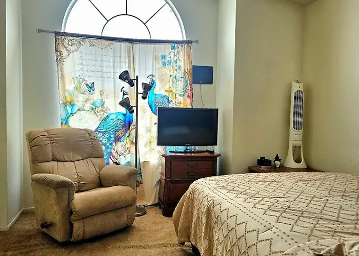 Nice Private Room Close To Red Rock & Las Vegas Strip