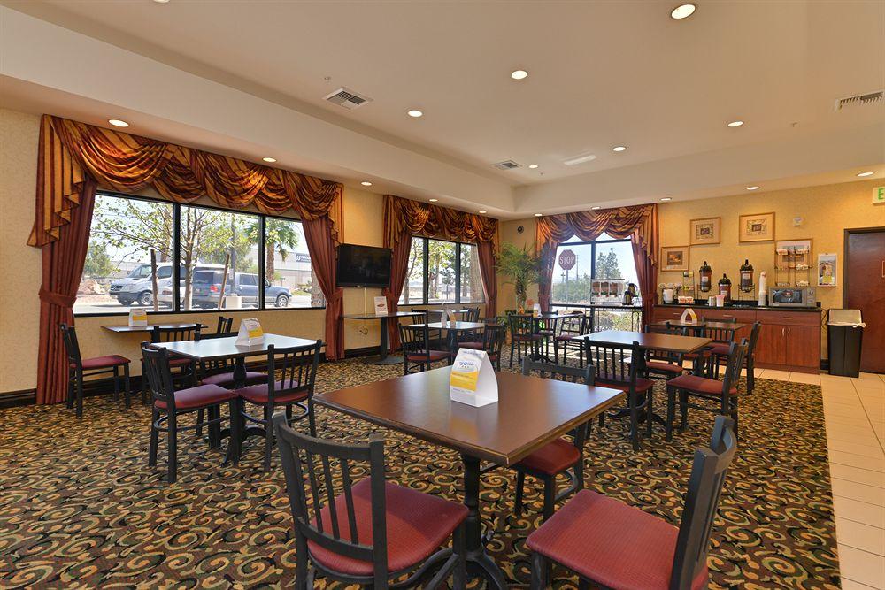 Hotel Comfort & - Nellis 3*