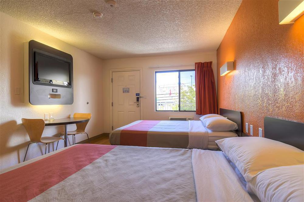 Hotel 6-las Vegas, Nv - Tropicana