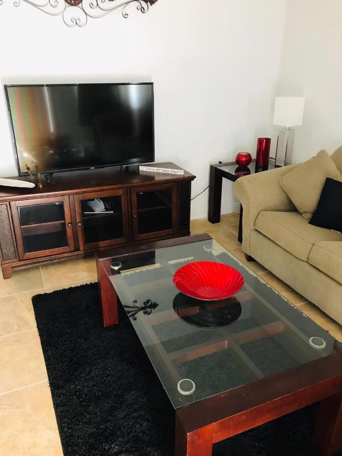 Apartment Luxury At Modern House *