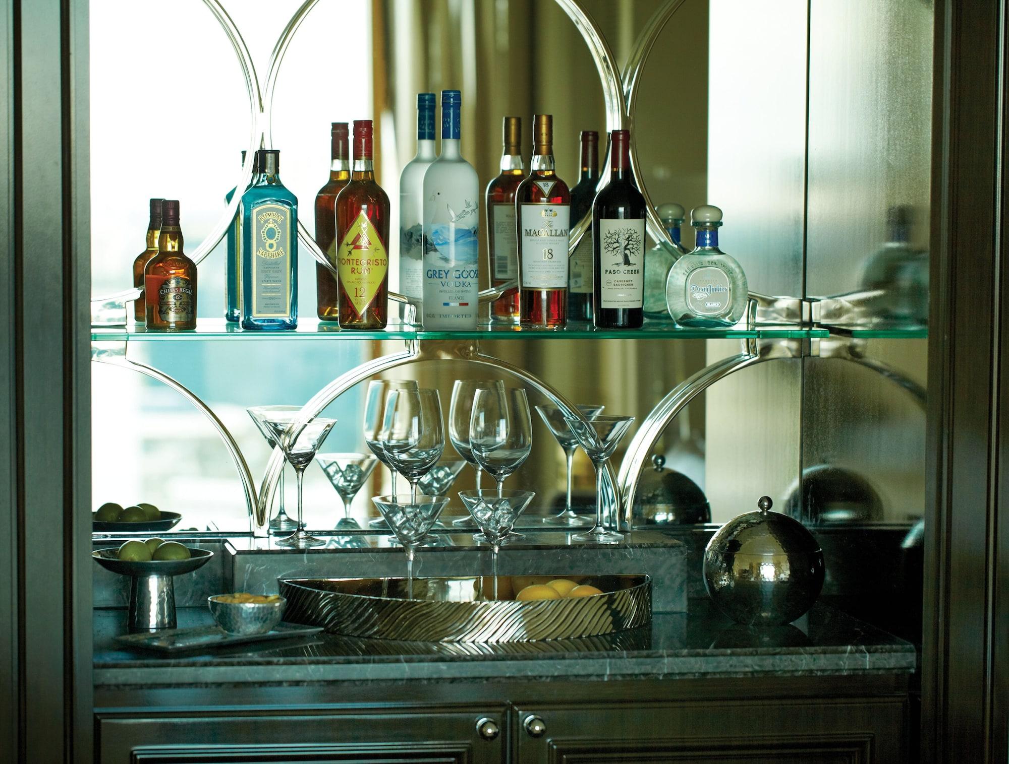 Four Seasons Vegas 5*