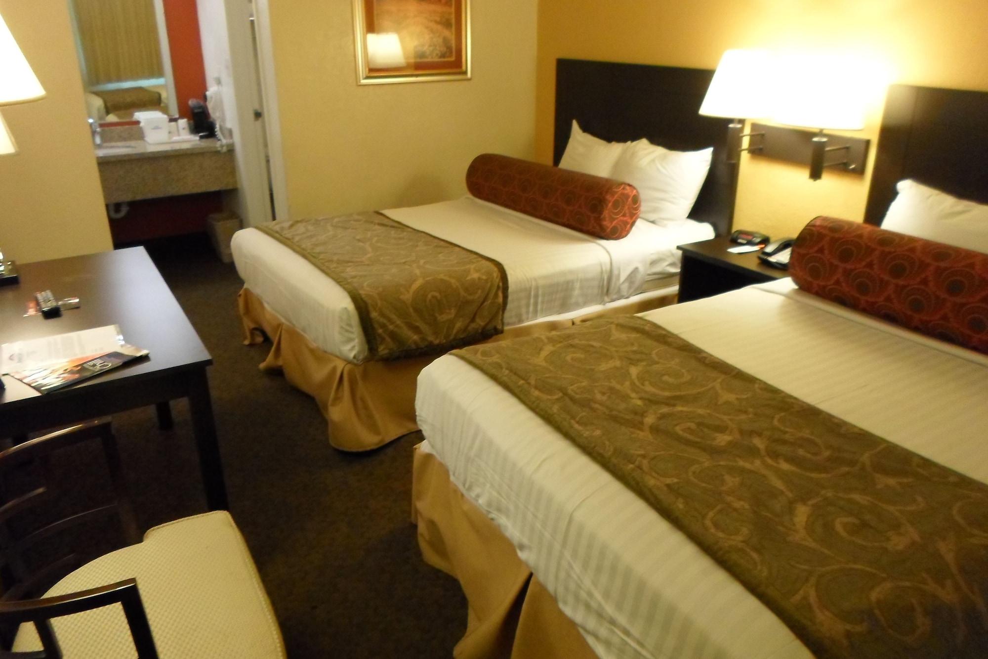Howard Johnson By Wyndham Vegas Near The Strip 2* Las Vegas