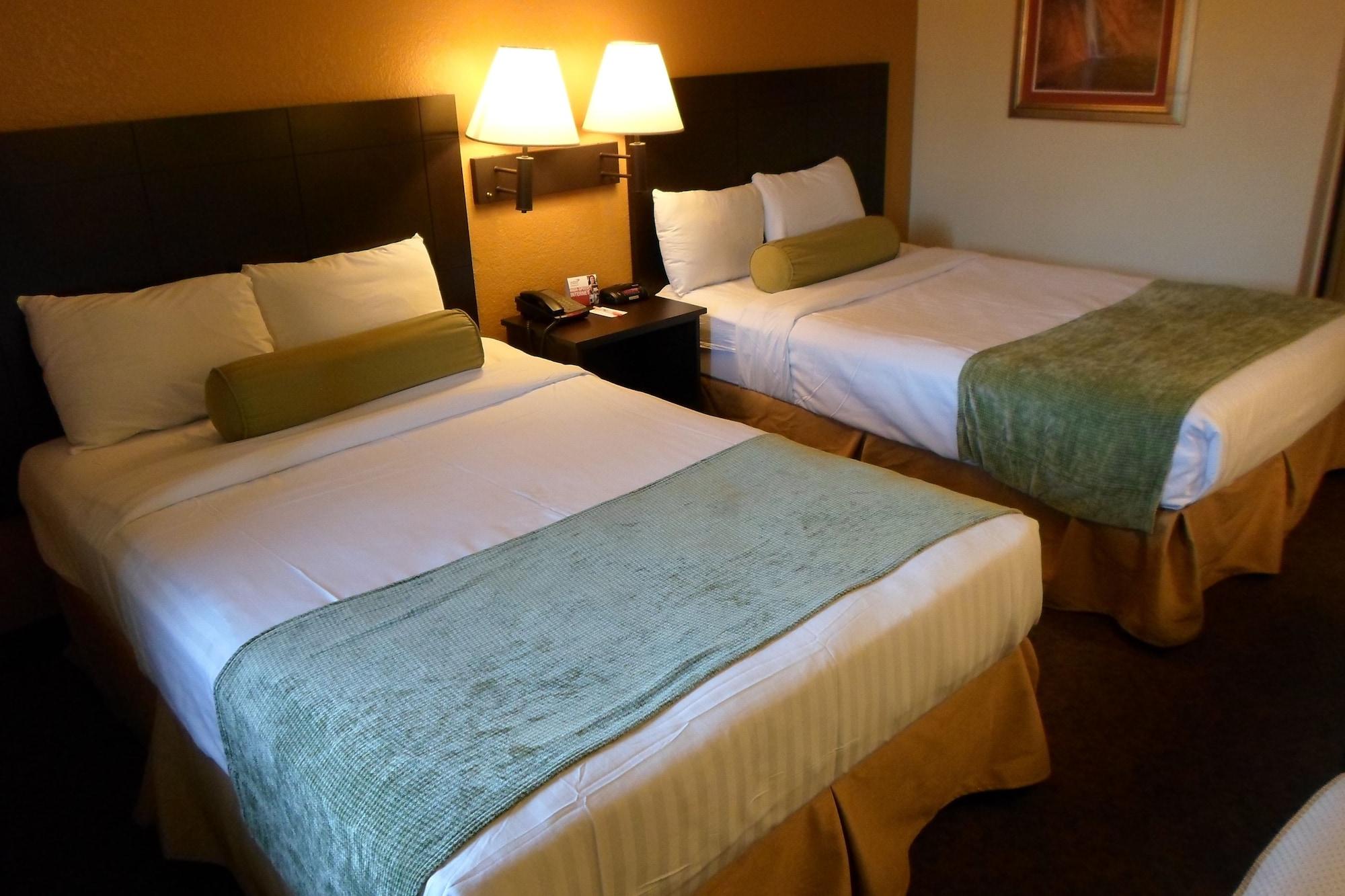 Howard Johnson By Wyndham Vegas Near The Strip Motel Las Vegas