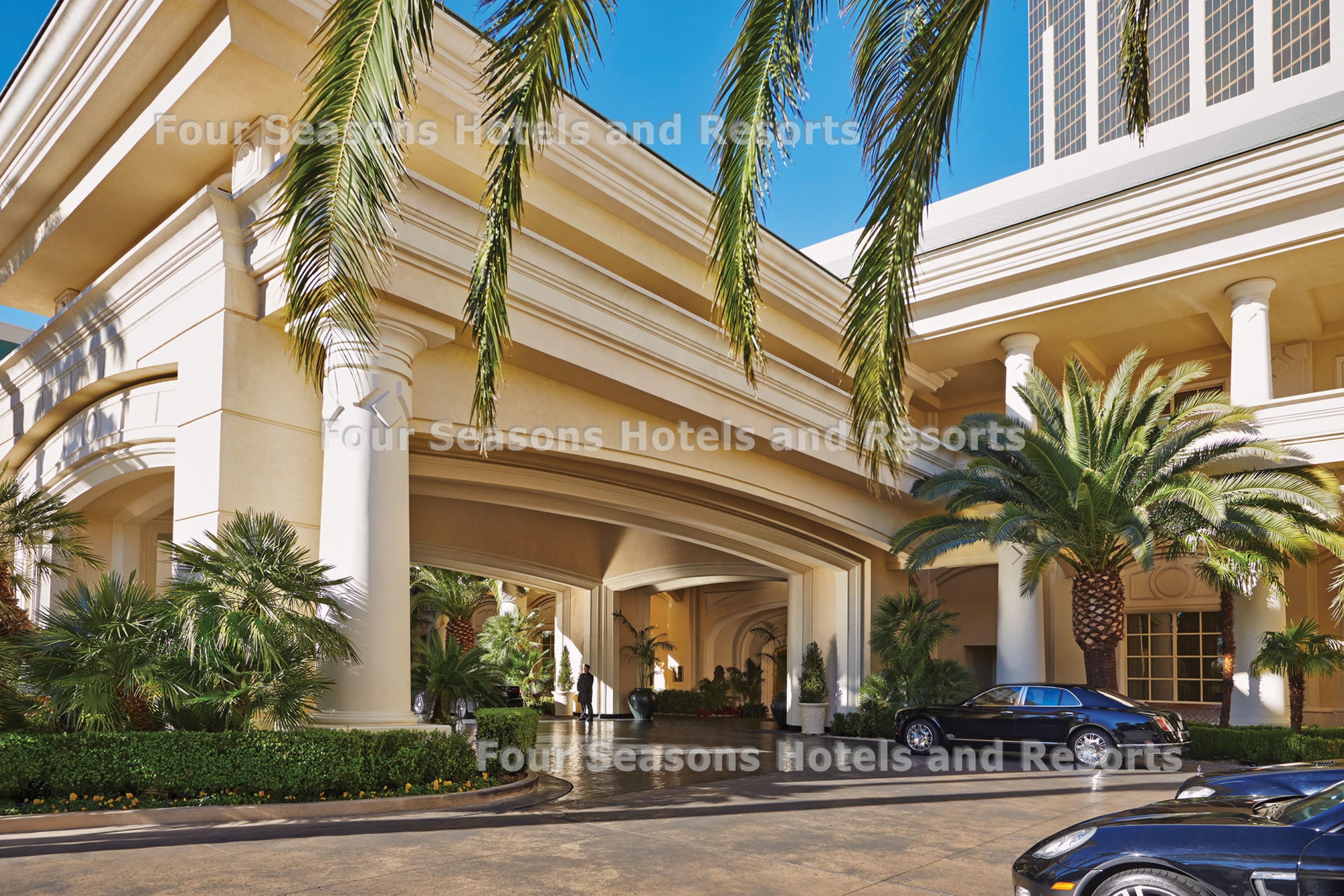 Resort Four Seasons Vegas 5*