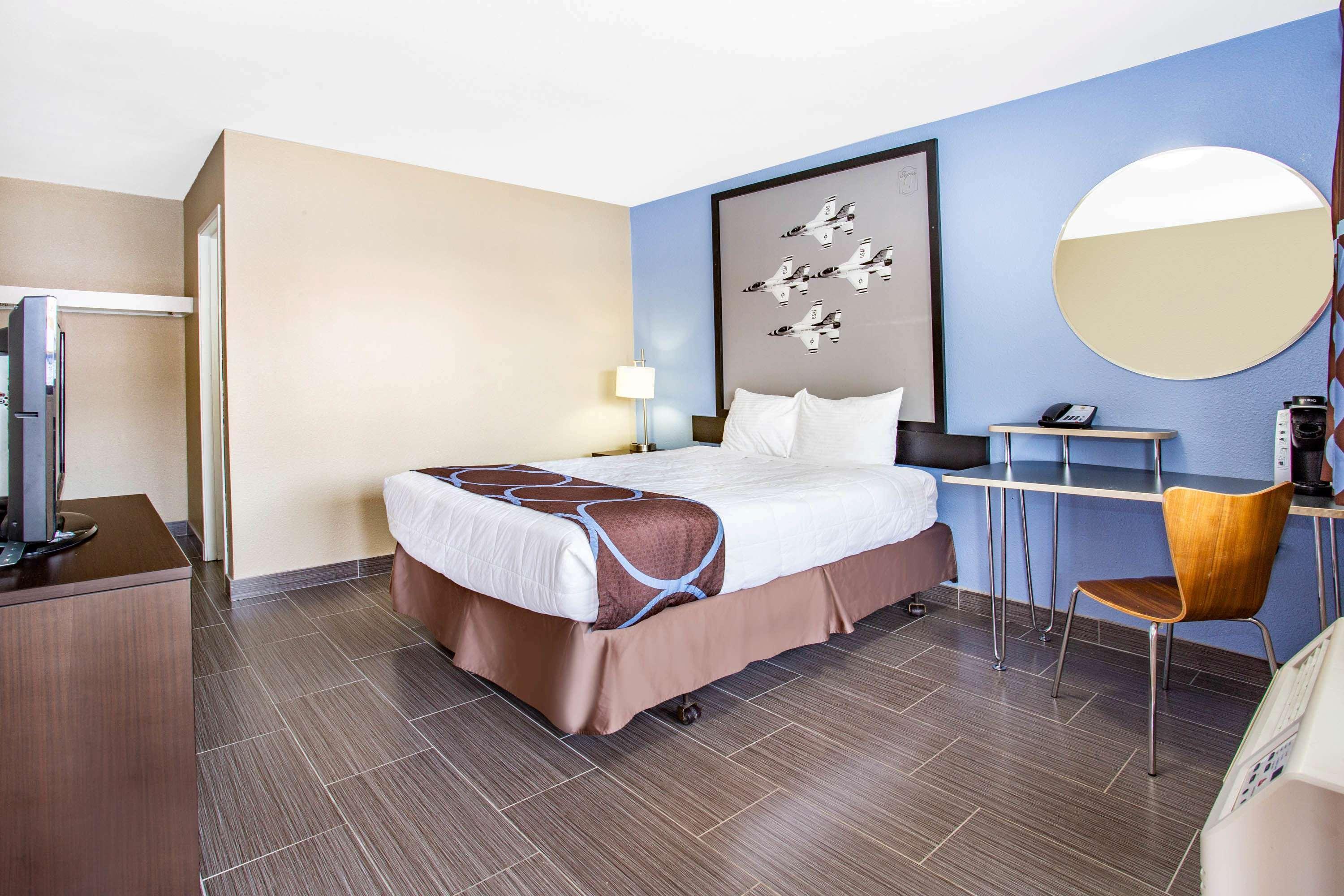 Super 8 By Wyndham Vegas Nellis Afb Area