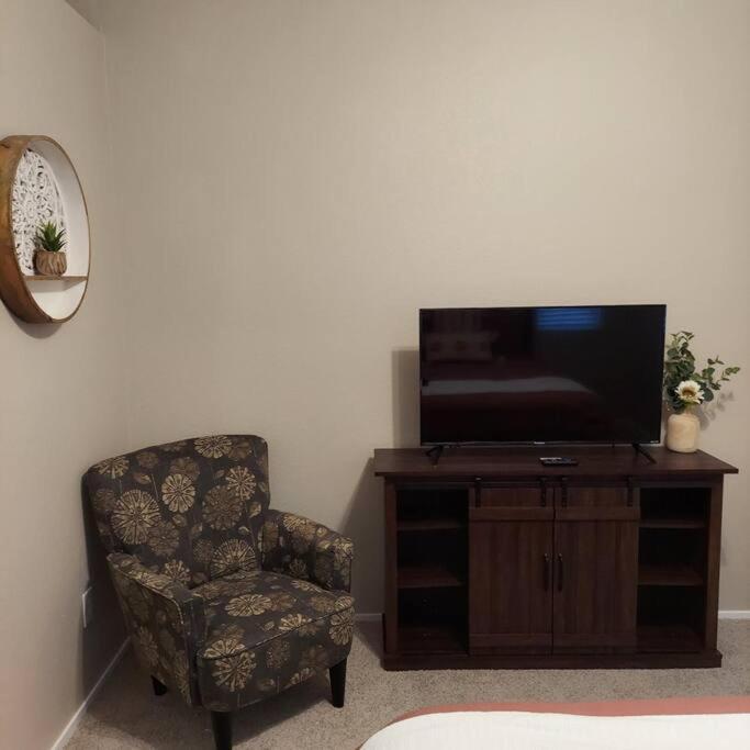 New Beautifully Remodeled In Vegas Las Vegas