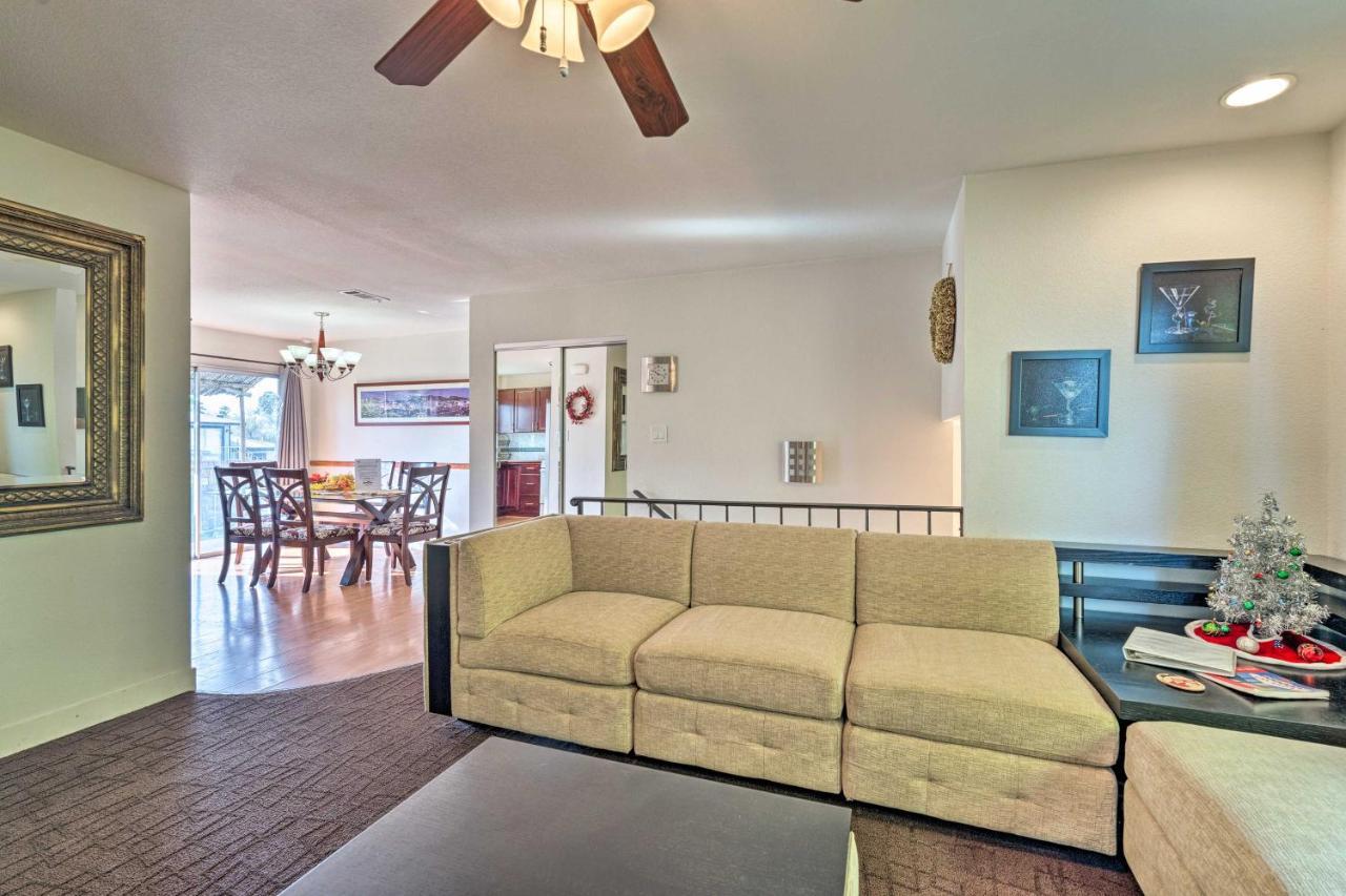 Vegas Oasis With Pool And 7 Miles To Strip Las Vegas