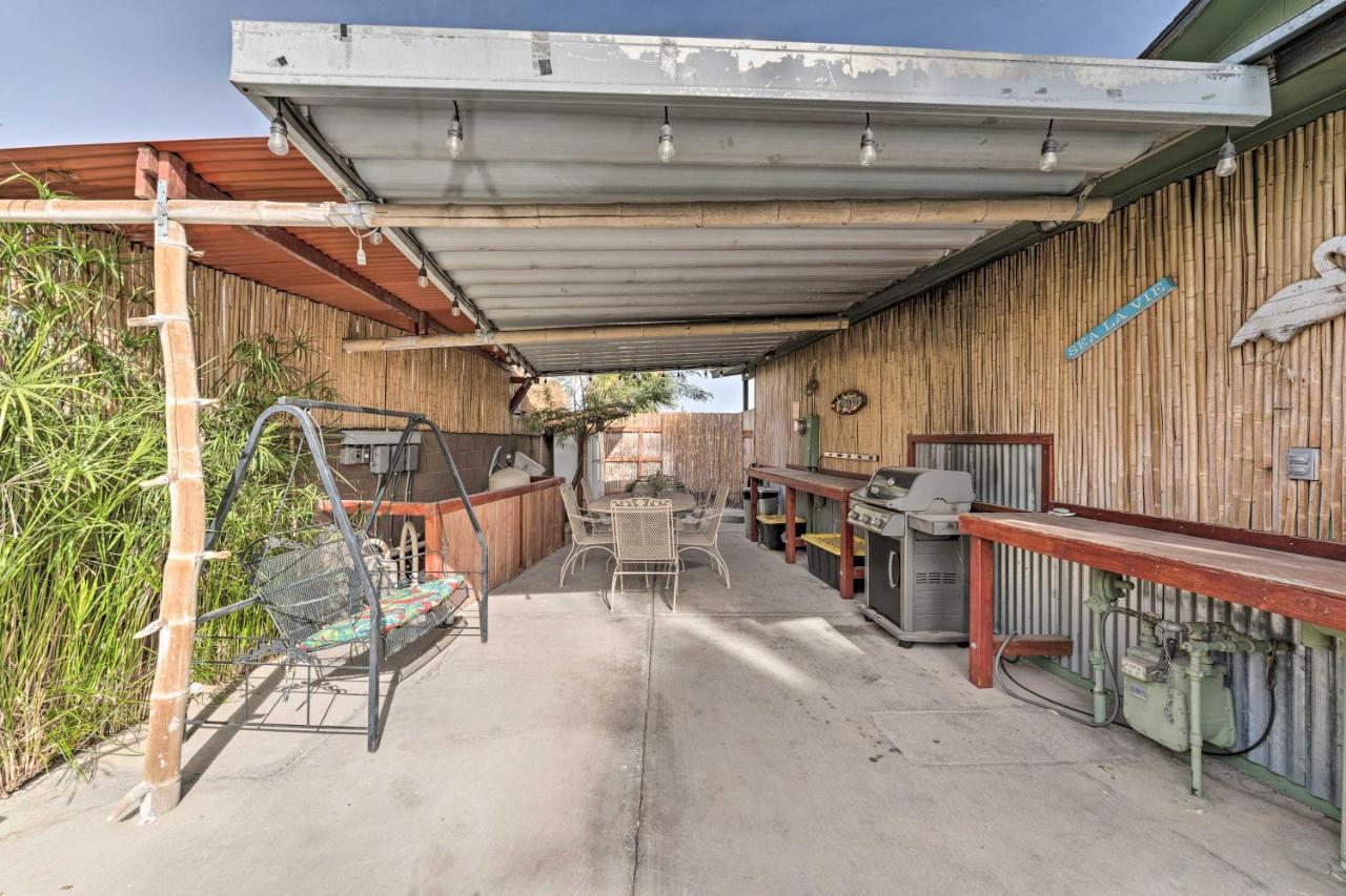 Vegas Oasis With Pool And 7 Miles To Strip Las Vegas