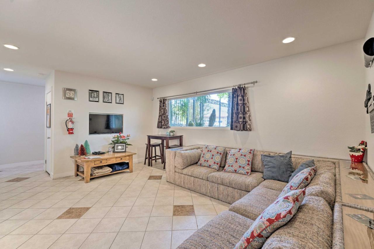 Vegas Oasis With Pool And 7 Miles To Strip * Las Vegas