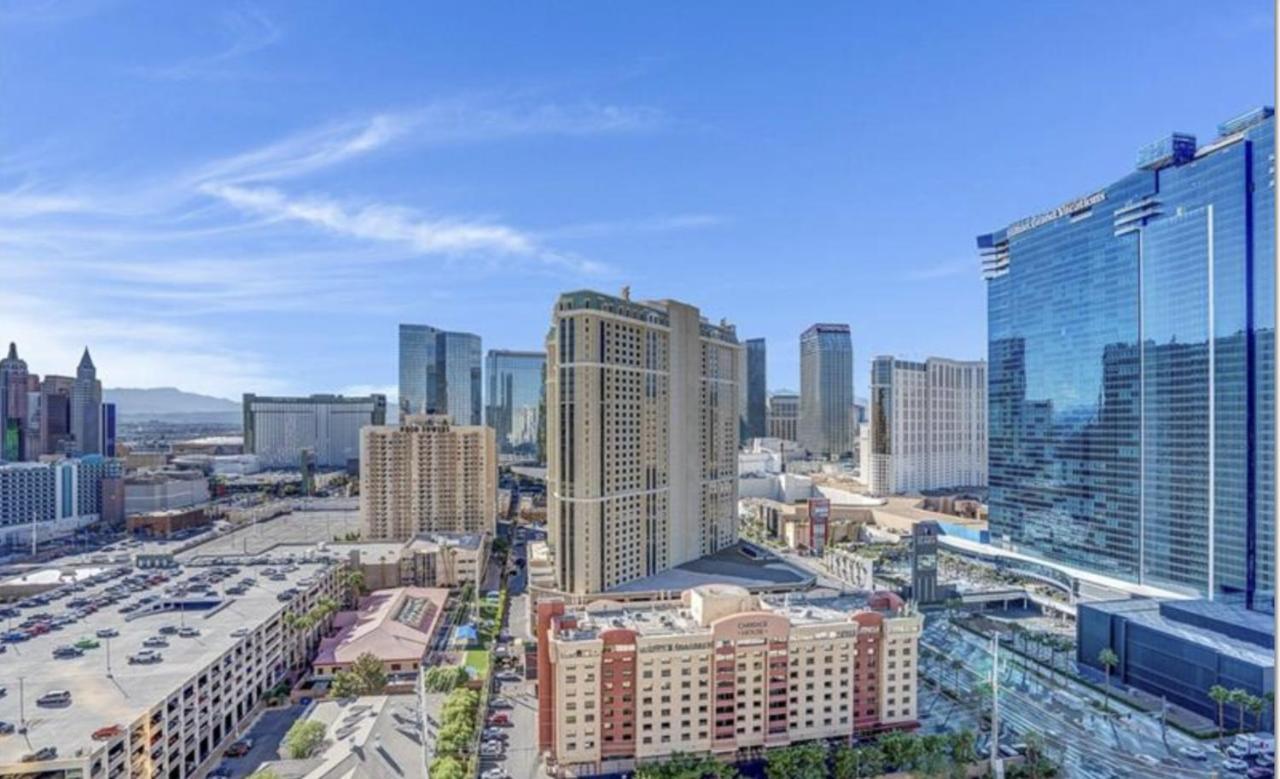 Balcony Full Strip View Mgm Signature Free Valet Apartment Las Vegas