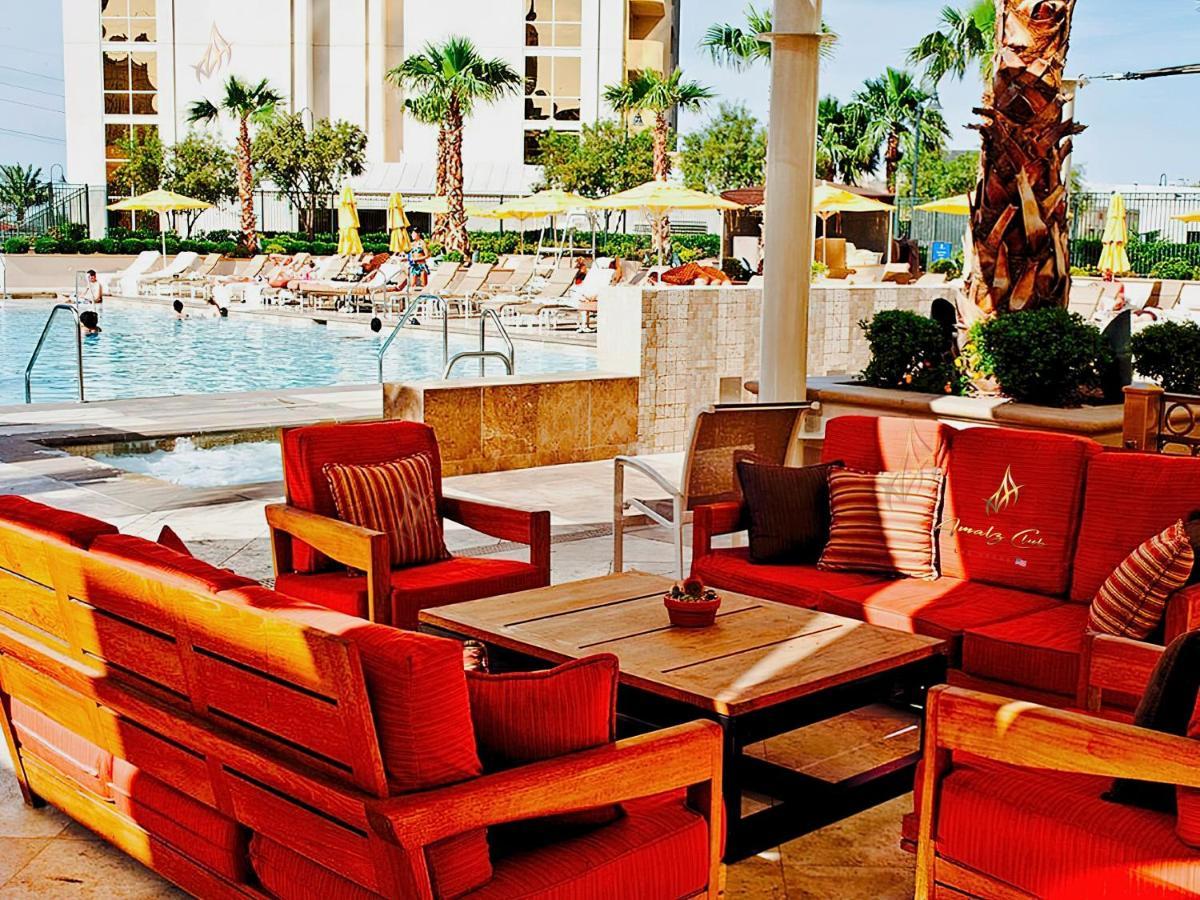 Amalz 2 Bedroom 3 Bathroom Balcony At Mgm Signature !