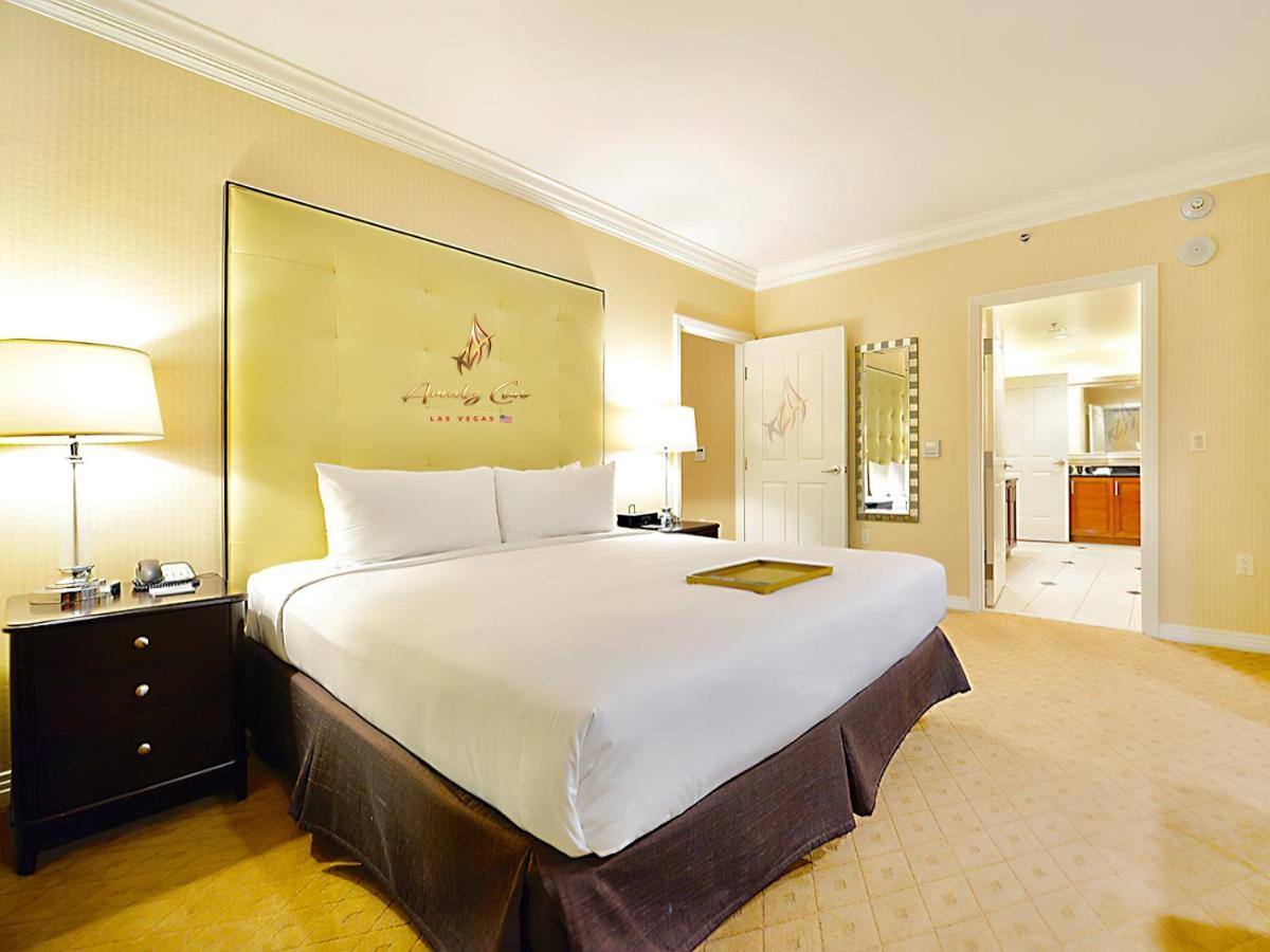 Amalz 2 Bedroom 3 Bathroom Balcony At Mgm Signature ! *