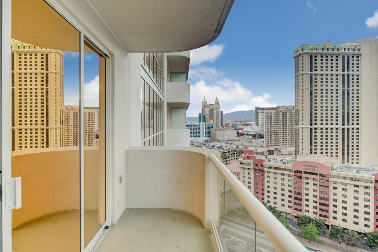 Stunning Balcony Strip View Mgm Signature * Free Valet Las Vegas