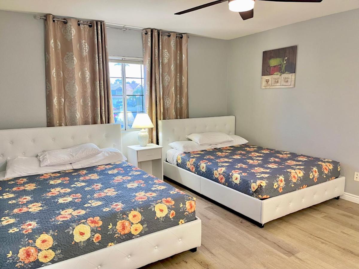 Villa Vegas 特色度假村 Specialty 可睡12人 ⭐⭐⭐⭐⭐ *