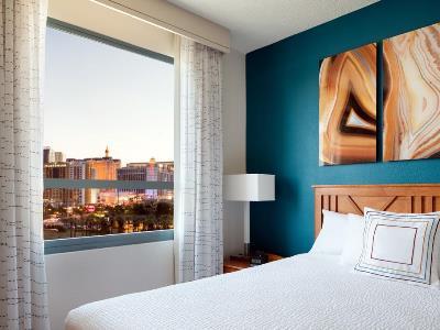 Hotel By Marriott Hughes Center