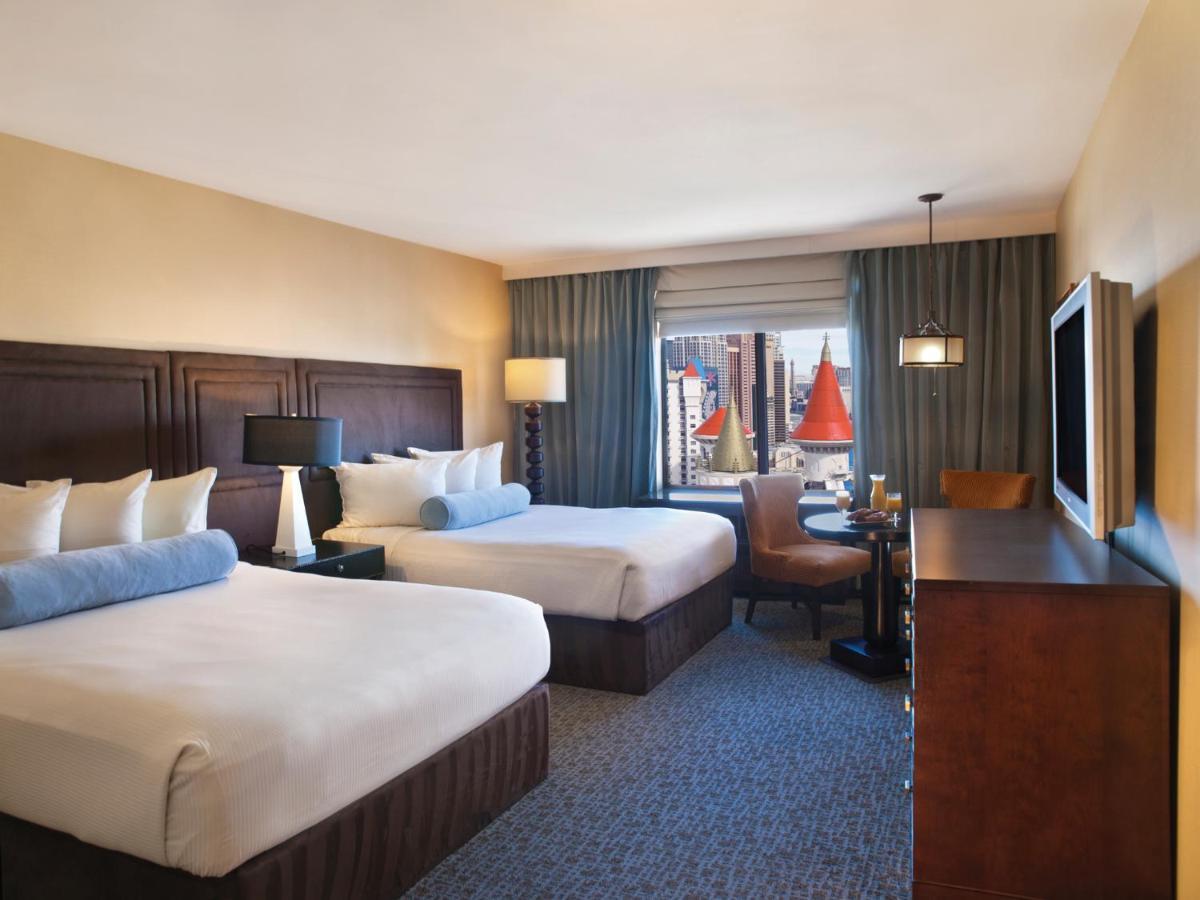 Aparthotel Beddable Unit By The Excalibur Casino Strip