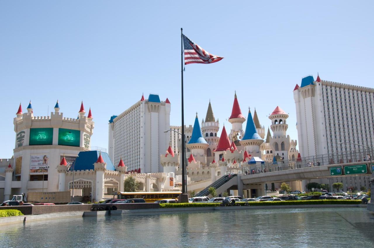 Beddable Unit By The Excalibur Casino Strip Las Vegas