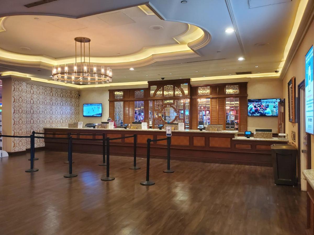 Gold Coast Casino By The Strip Aparthotel Las Vegas