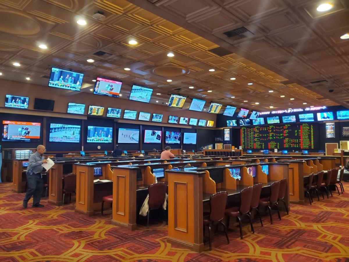 Gold Coast Casino By The Strip Las Vegas