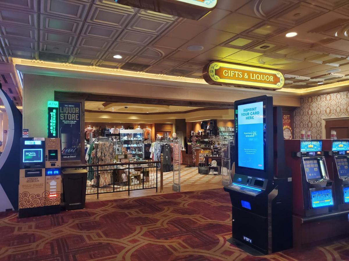 Gold Coast Casino By The Strip * Las Vegas