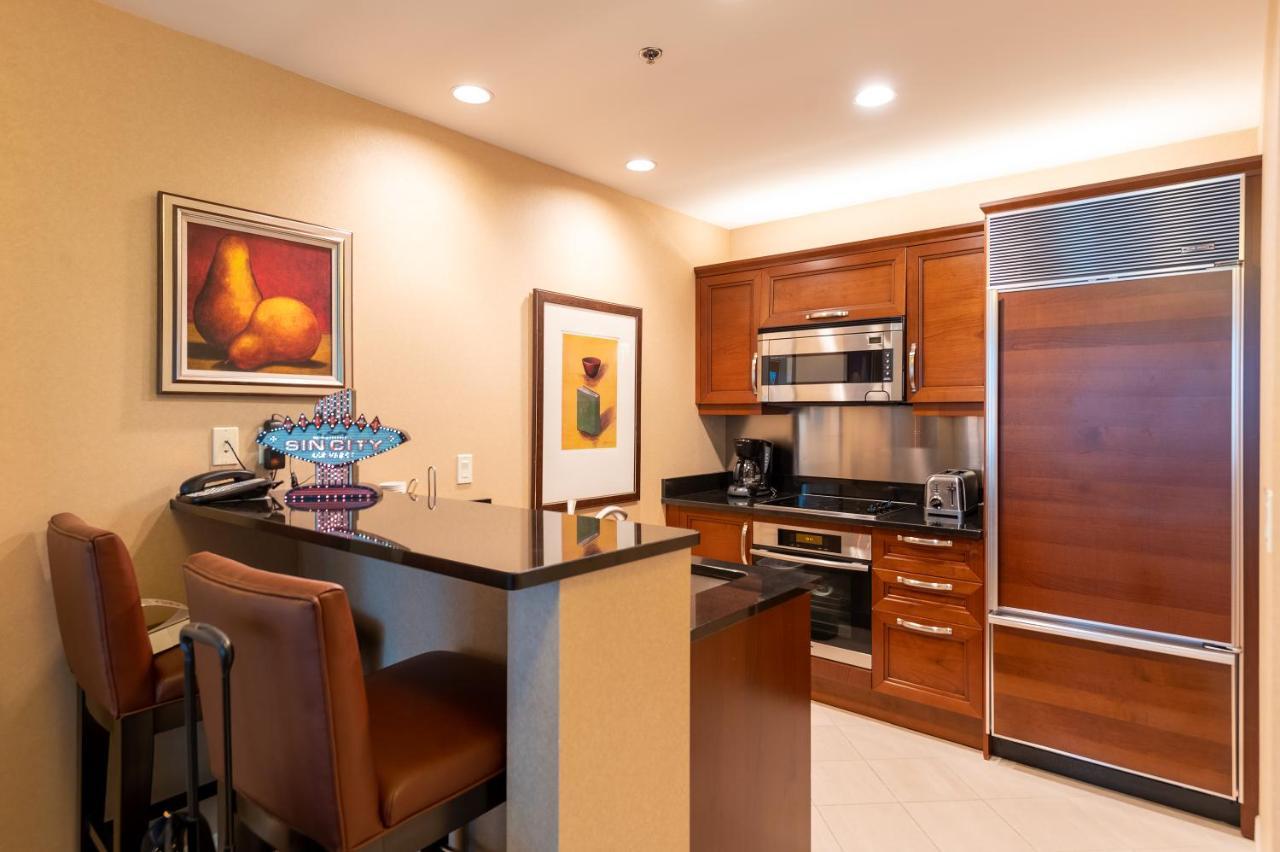 Tower 3 Corner Unit With Spectacular Formula 1 Race Views! Las Vegas