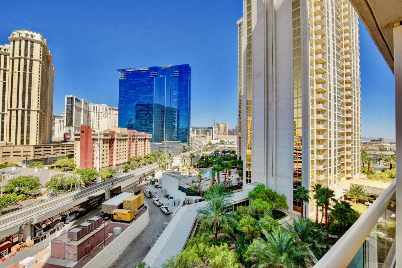 Strip View Balcony Suites - No Fee ! Apartment Las Vegas