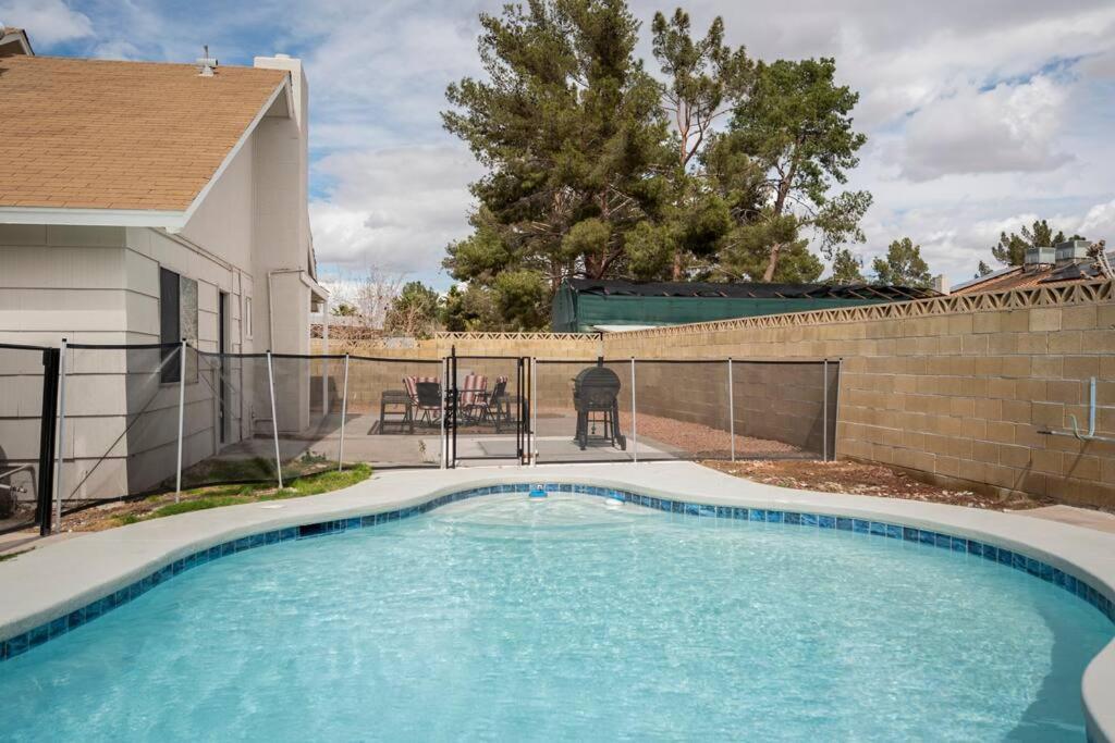 Vegas Fun In The Sun, Strip Holiday home
