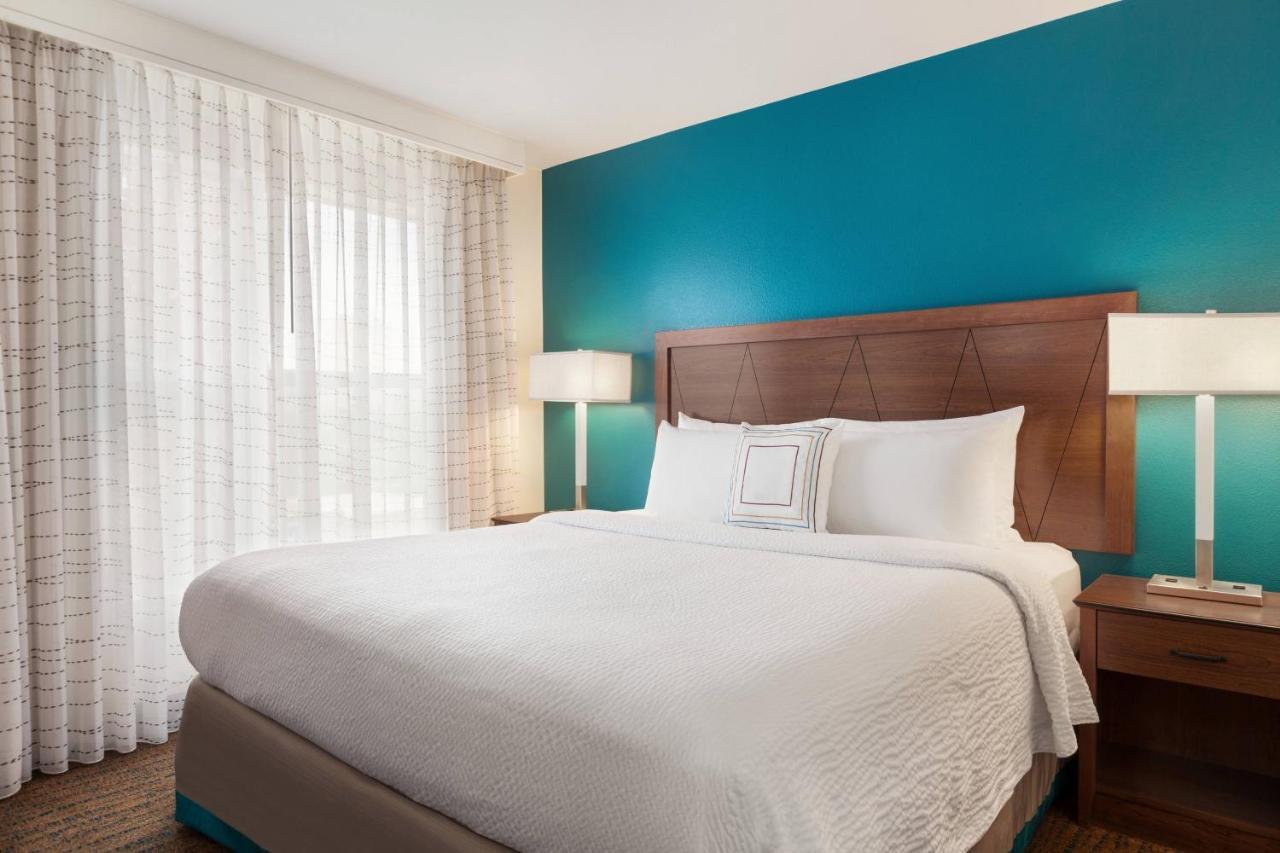 By Marriott Stadium Area Hotel