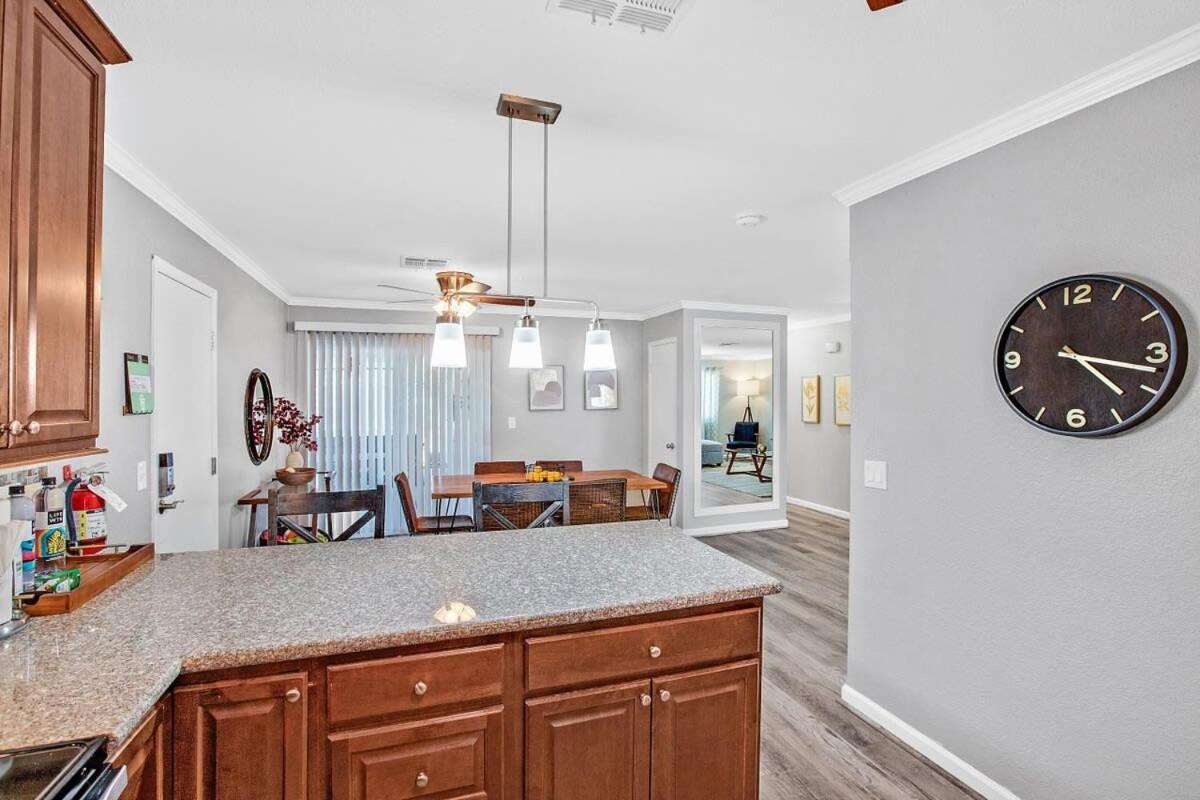 3br, 1 Story W Hot Tub, Grill, Sleeps 6 Las Vegas