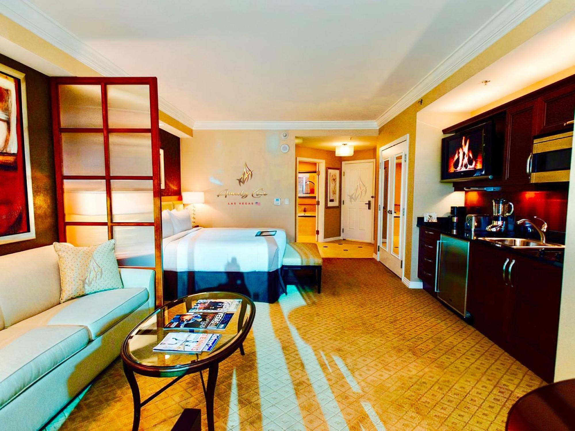 Amalz 2 Bedroom 3 Bathroom Balcony At Mgm Signature ! Vegas Aparthotel *