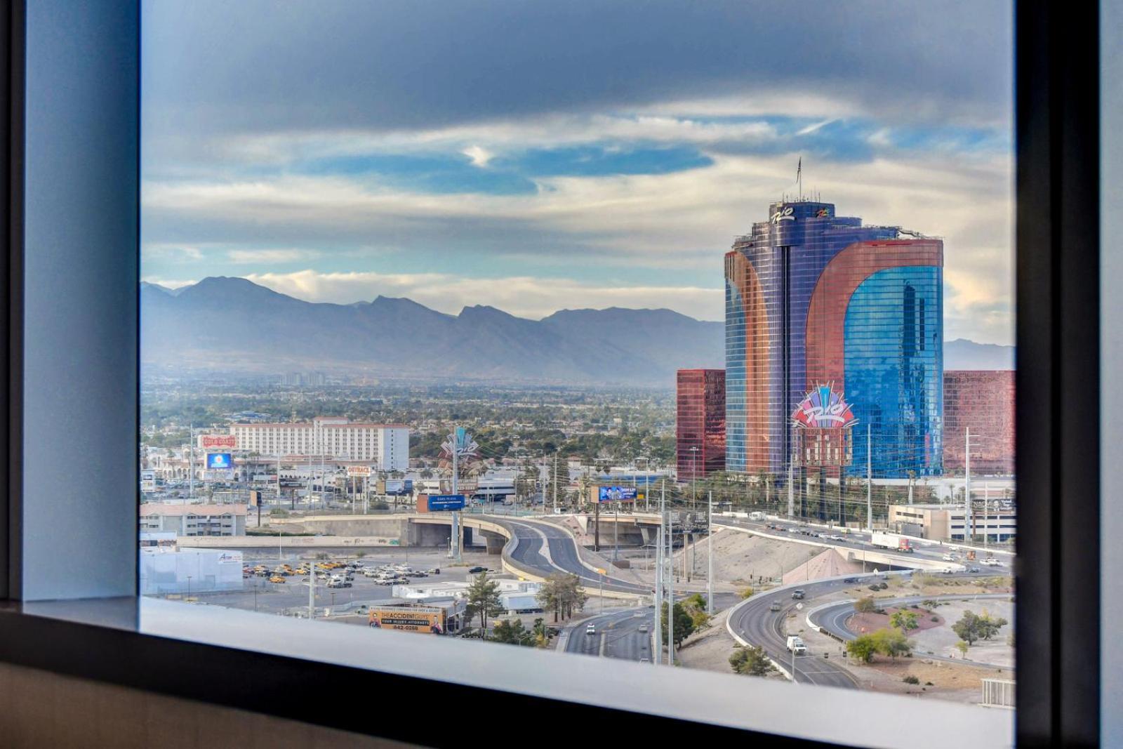Vdara & Hotel Las Vegas